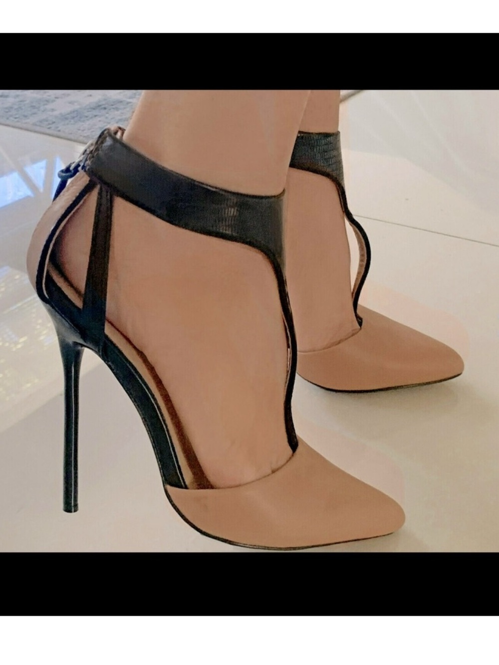 L.A.M.B. Serena Pointy Toe T- Strap Stiletto Heels Black and Tan Leather Size 8